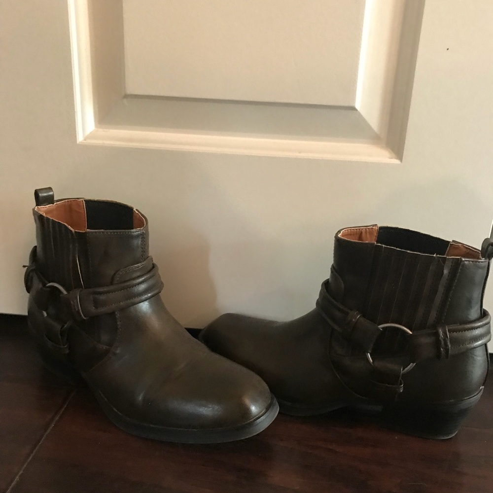 Esprit Booties